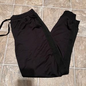 Lularoe Jax Jogger- Solid black- Size M